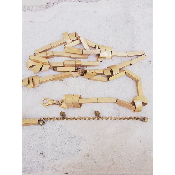 Chunky Gold Tone Geometric Statement Necklace – Layered Sculptural Boho Glam - Picture 6 of 14